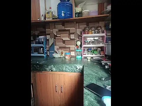 irizwan online show from November 19, 2025, 4:23 am