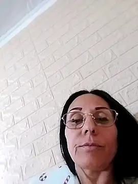 Ramona870 online show from March 5, 2025, 10:44 am