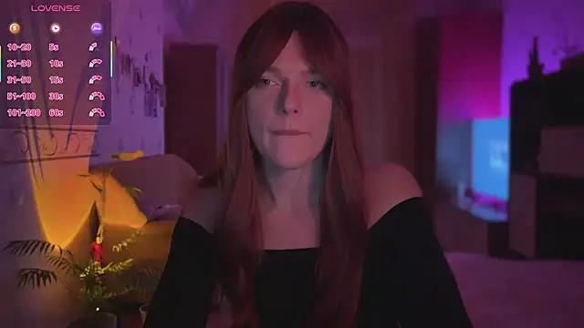 CherryRed Girl online show from April 11, 2026, 9:19 pm