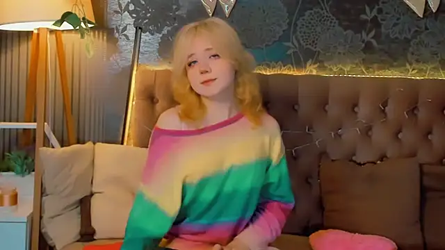 EmilyAngells online show from March 12, 2026, 7:03 am