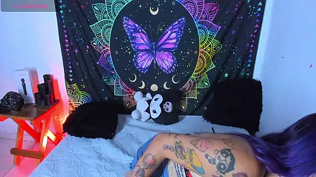 ChloeAllennn online show from February 25, 2025, 2:25 am