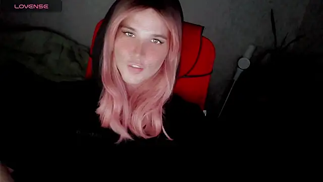 hellenspellman online show from September 16, 2025, 4:52 pm