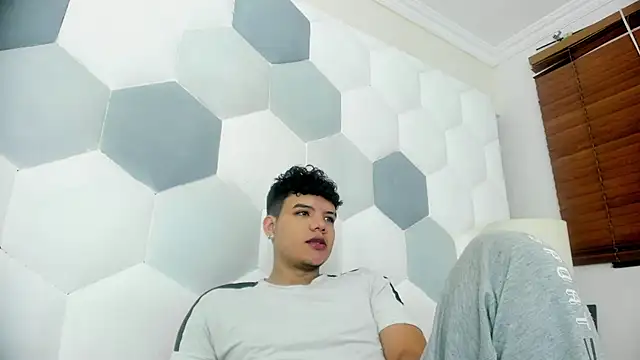 Axel Forte online show from April 11, 2026, 1:15 pm