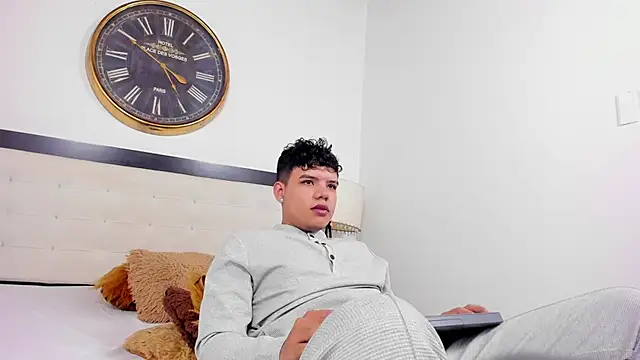 Snapshot of Axel_Forte chatting on May 30, 2026, 2:03 pm Axel Forte online show from May 30, 2026, 2:03 pm
