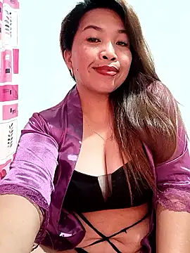 Sweet fatty18 online show from May 11, 2026, 3:29 pm