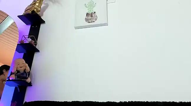 Snapshot of MarianaZapataa chatting on February 27, 2025, 10:09 pm MarianaZapataa online show from February 27, 2025, 10:09 pm