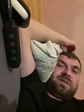 daniel21p online show from February 26, 2025, 10:09 pm