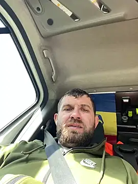 daniel21p online show from February 28, 2025, 12:09 pm