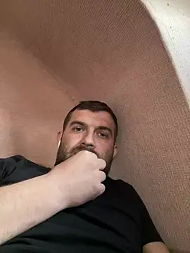 daniel21p online show from March 3, 2025, 3:20 pm