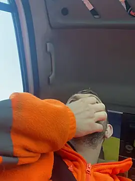 daniel21p online show from March 22, 2025, 8:08 am