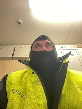 daniel21p online show from March 2, 2026, 2:03 am