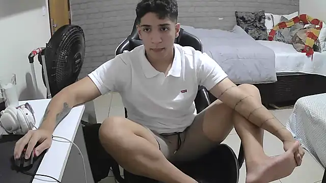 Snapshot of brancooodonto chatting on October 11, 2025, 2:55 am brancooodonto online show from October 11, 2025, 2:55 am