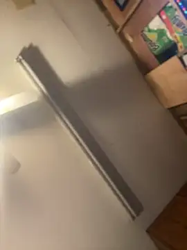 Polaroid White online show from October 27, 2025, 6:39 am