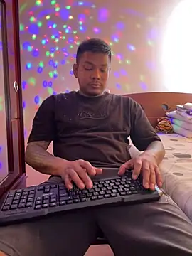 Snapshot of Saipuer31 chatting on February 11, 2026, 7:41 pm Saipuer31 online show from February 11, 2026, 7:41 pm