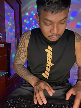 Snapshot of Saipuer31 chatting on February 24, 2026, 8:29 pm Saipuer31 online show from February 24, 2026, 8:29 pm