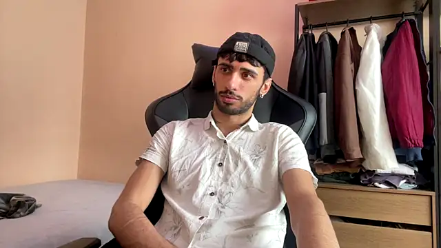 Snapshot of iendriw chatting on October 26, 2025, 1:06 pm iendriw online show from October 26, 2025, 1:06 pm