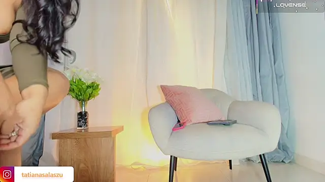 tatiana 10 online show from November 13, 2025, 6:12 am