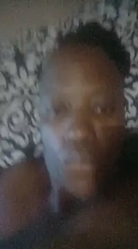 Snapshot of LoveDropss chatting on February 24, 2025, 2:40 am LoveDropss online show from February 24, 2025, 2:40 am