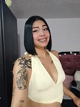 Snapshot of Kylie_brazt chatting on June 10, 2026, 3:50 am Kylie brazt online show from June 10, 2026, 3:50 am