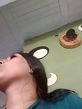 Snapshot of AnnHouston1 chatting on March 4, 2026, 8:37 pm AnnHouston1 online show from March 4, 2026, 8:37 pm