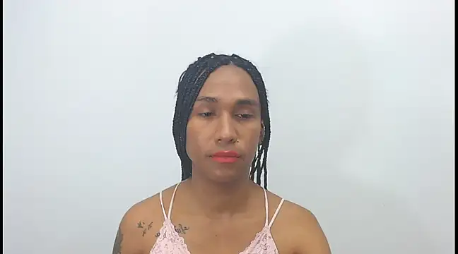 red veltet online show from March 7, 2025, 2:12 pm