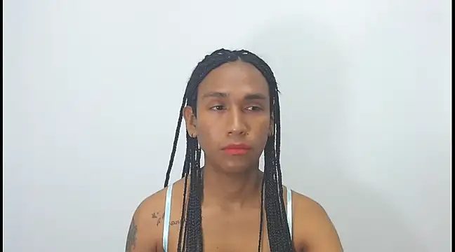 red veltet online show from March 9, 2025, 1:48 pm