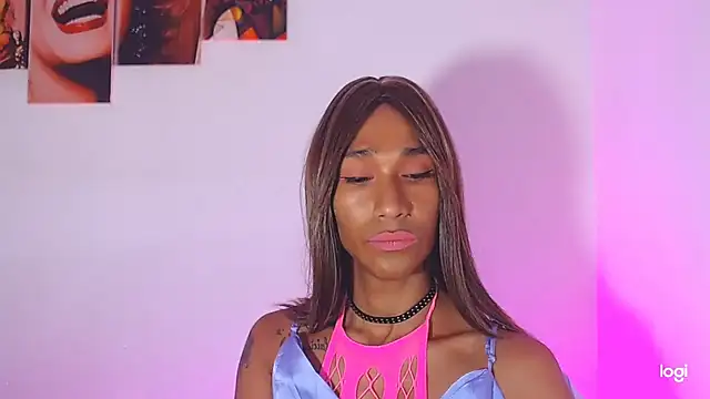 red veltet online show from September 15, 2025, 5:24 pm