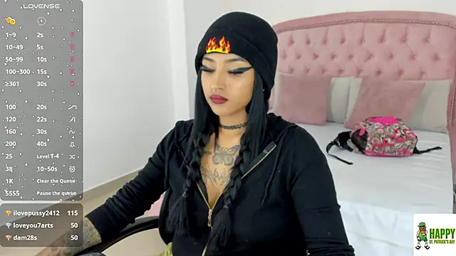 Snapshot of goth_tasha chatting on March 22, 2025, 6:03 pm goth tasha online show from March 22, 2025, 6:03 pm