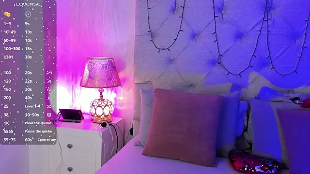 goth tasha online show from December 3, 2025, 7:34 pm