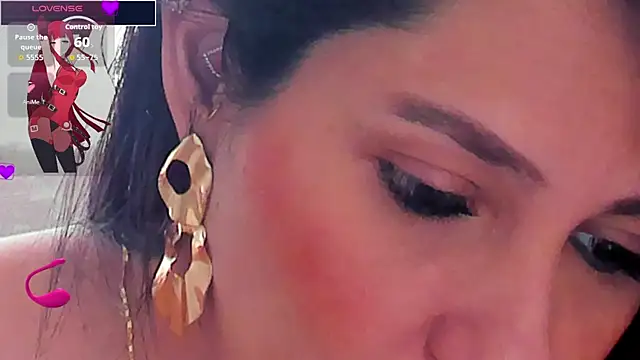 Snapshot of isabellarous- chatting on July 12, 2026, 7:16 pm isabellarous- online show from July 12, 2026, 7:16 pm