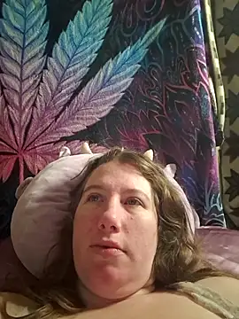 Snapshot of Seductivefoxy@xh chatting on November 29, 2025, 8:17 am Seductivefoxyxh online show from November 29, 2025, 8:17 am