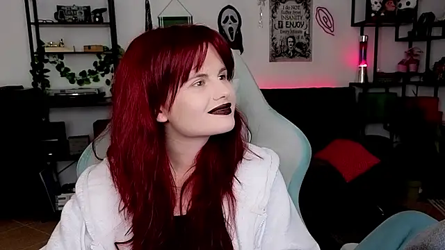 Della Ideal online show from April 15, 2026, 7:58 pm