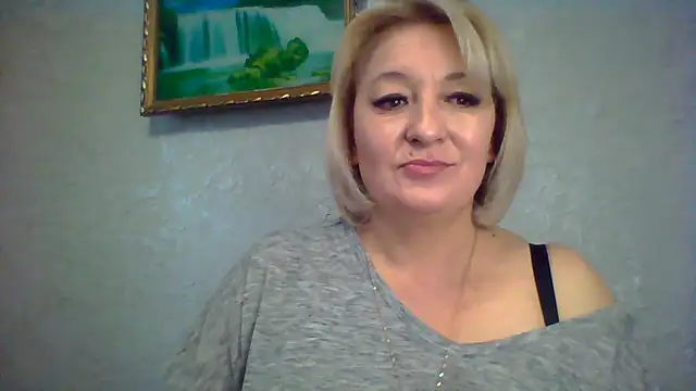 Snapshot of ArielXLoveresss chatting on October 31, 2025, 8:15 am ArielXLoveresss online show from October 31, 2025, 8:15 am
