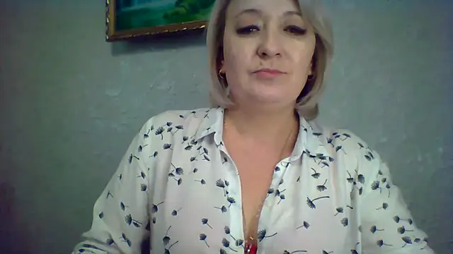 Snapshot of ArielXLoveresss chatting on November 7, 2025, 7:41 am ArielXLoveresss online show from November 7, 2025, 7:41 am