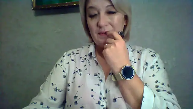 Snapshot of ArielXLoveresss chatting on November 10, 2025, 10:42 pm ArielXLoveresss online show from November 10, 2025, 10:42 pm