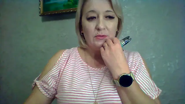 Snapshot of ArielXLoveresss chatting on November 13, 2025, 8:52 pm ArielXLoveresss online show from November 13, 2025, 8:52 pm
