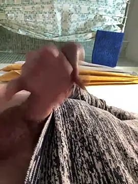 empeshsow online show from March 1, 2025, 1:11 am