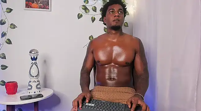 LOGAN DRAKE online show from March 3, 2025, 3:52 am