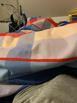 zou 9997 online show from November 18, 2025, 3:12 am