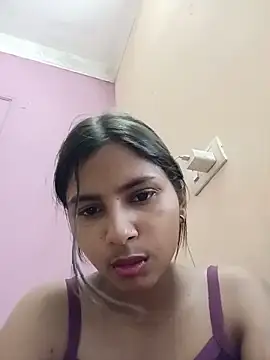 heena-3678 online show from May 17, 2026, 1:18 pm