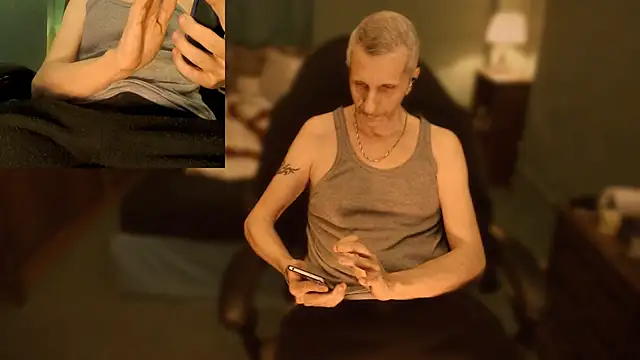 maxdaddy690 online show from December 27, 2024, 8:18 pm