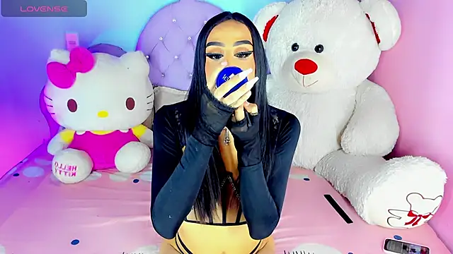 Snapshot of Julie_Lovelyx1 chatting on July 4, 2026, 8:31 am Julie Lovelyx1 online show from July 4, 2026, 8:31 am