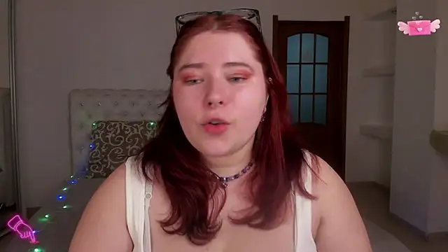 Lily lu one online show from February 24, 2025, 8:03 pm