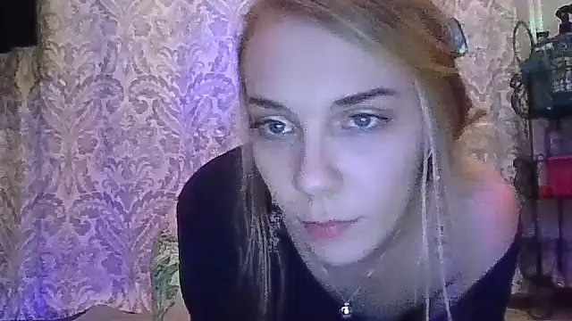 qtkayyzzxoxo online show from March 9, 2025, 2:39 am