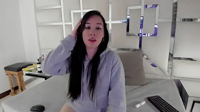 Snapshot of Celeste_X chatting on September 19, 2025, 4:14 am Celeste X online show from September 19, 2025, 4:14 am