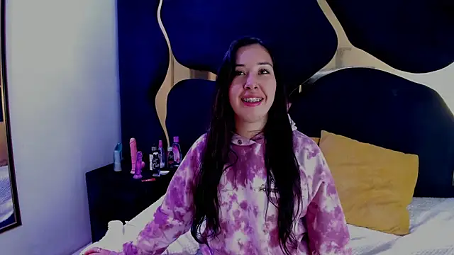 Snapshot of Celeste_X chatting on November 22, 2025, 4:44 am Celeste X online show from November 22, 2025, 4:44 am