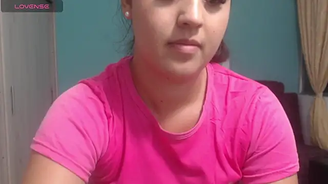 Anthonela Queen online show from December 18, 2025, 1:11 am