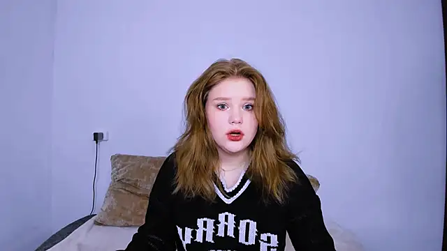 LaseyMoon online show from January 9, 2026, 1:30 am