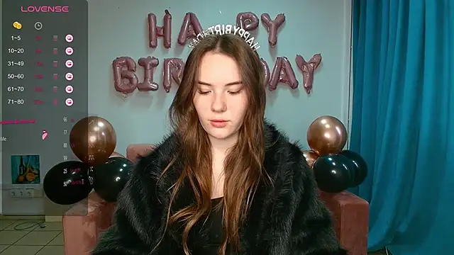 ElenaOconar online show from November 13, 2025, 8:35 am