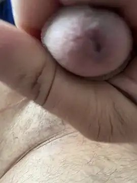 Momo0-9 online show from April 18, 2026, 2:32 pm